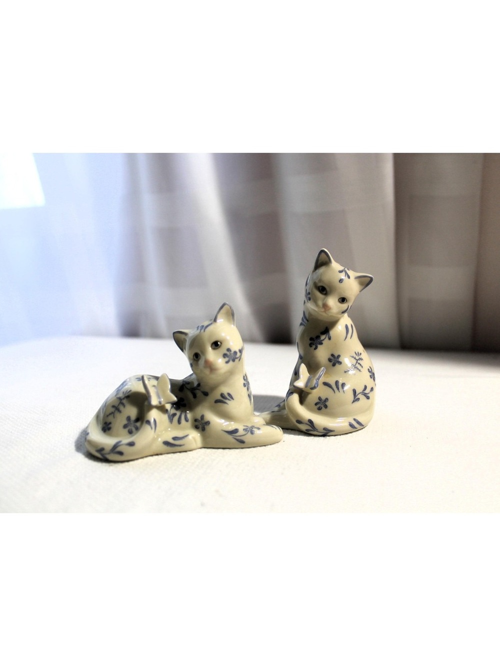 Vintage Lenox "The Floral Cat" Salt and Pepper Shaker Set w/ Box, 2004